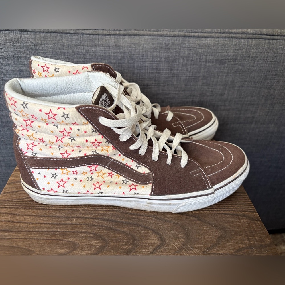 VAN’s hi-top sk8 size men’s 9/women’s 10.5 brown cream and stars - Picture 4 of 5